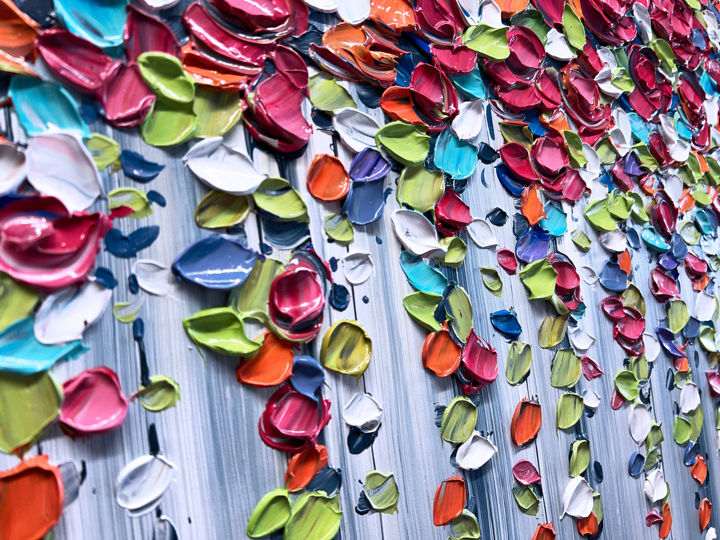 a wall with a lot of different colored plates on it