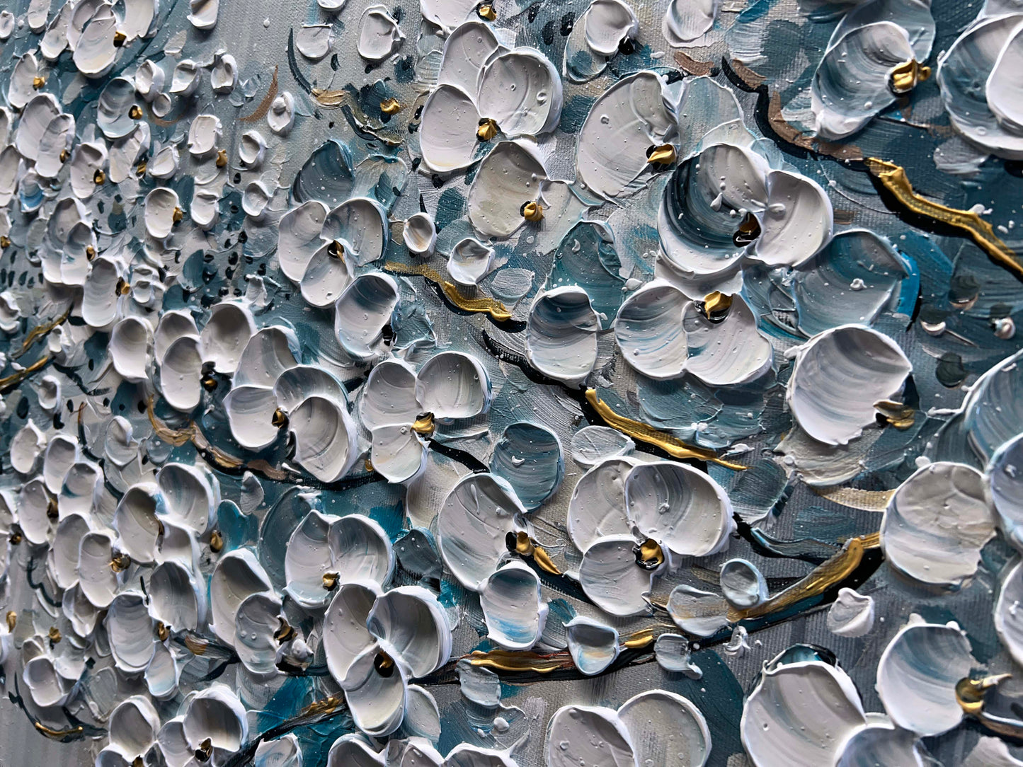 a close up of a wall covered in lots of water droplets